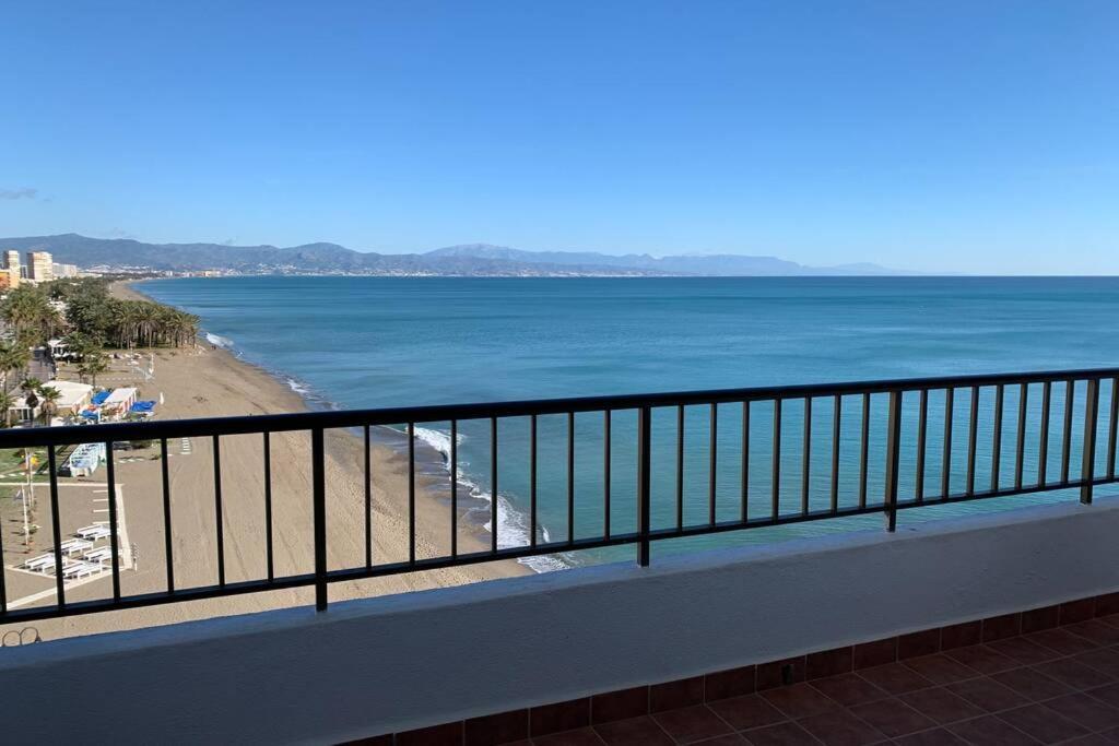 Amazing Frontline Sea Views Studio Apartment Castillo Del Vigia Torremolinos Ngoại thất bức ảnh