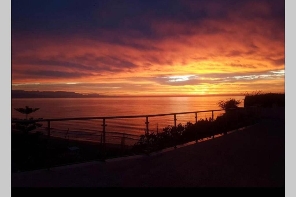 Amazing Frontline Sea Views Studio Apartment Castillo Del Vigia Torremolinos Ngoại thất bức ảnh